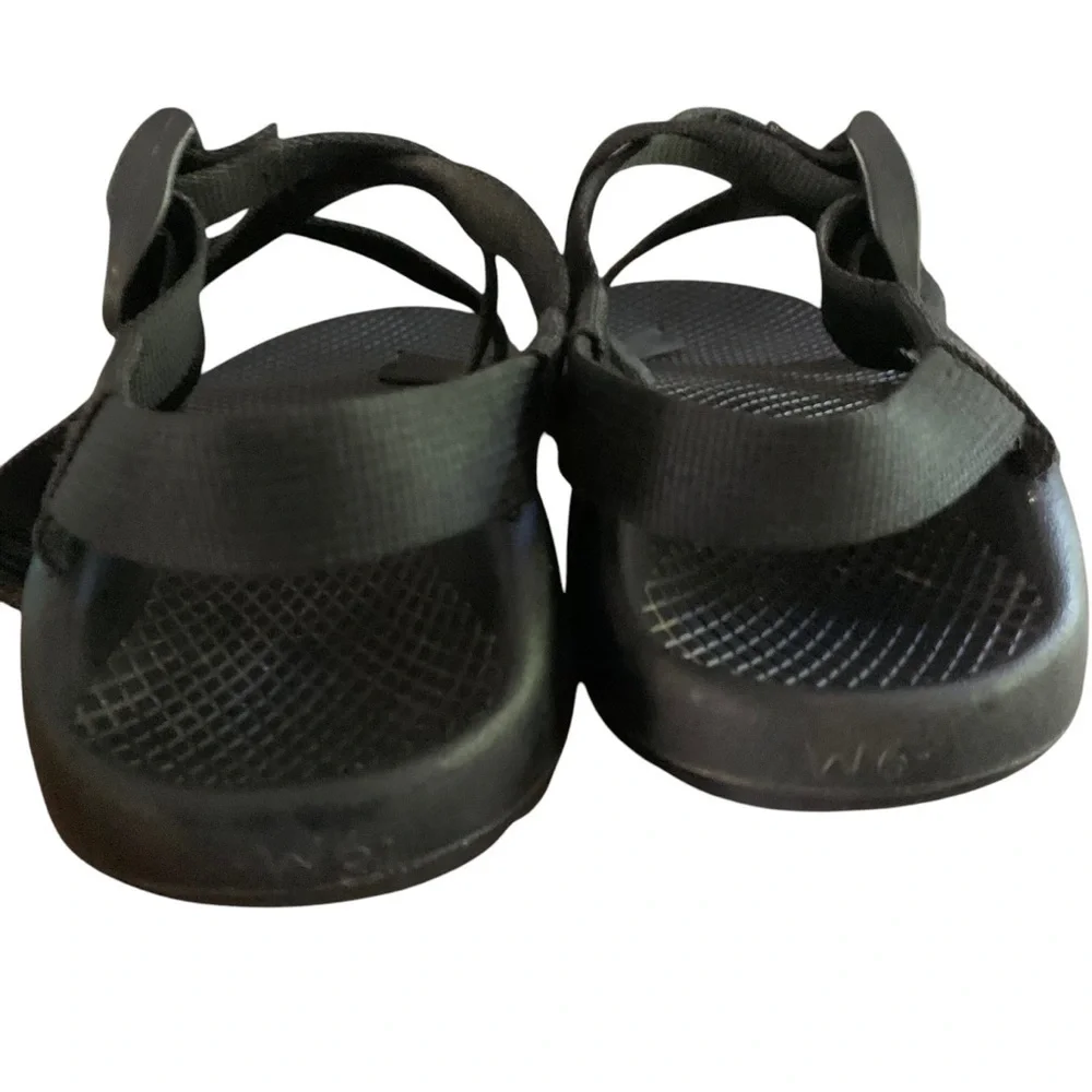 Chaco stylish black